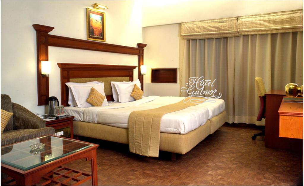 Gulmor Hotel Ludhiana Cameră foto